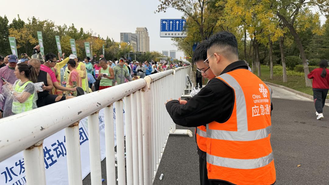 黄河口马拉, 喊和热情的, 赛事通信保 黄河口马拉, 喊和热情的, 赛事通信保