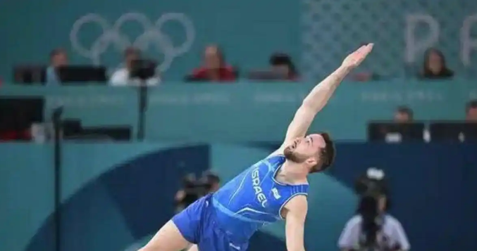 决定终止与 决定终止与