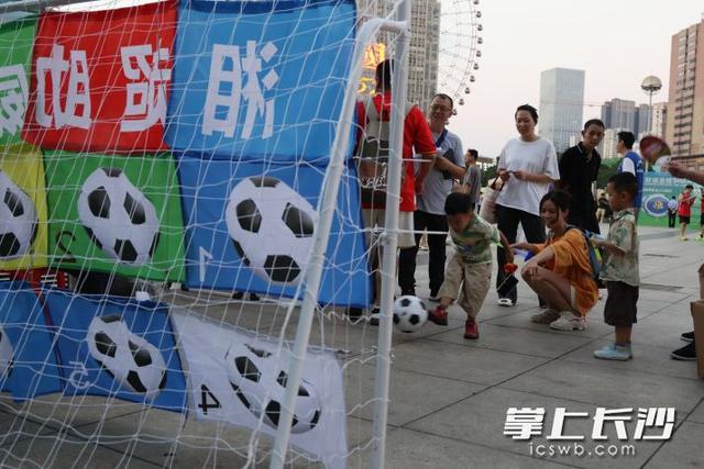 参与垃圾分, 年长沙全年 参与垃圾分, 年长沙全年